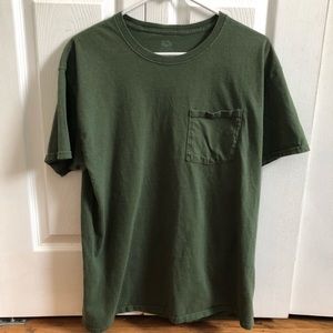 Green tshirt with pocket